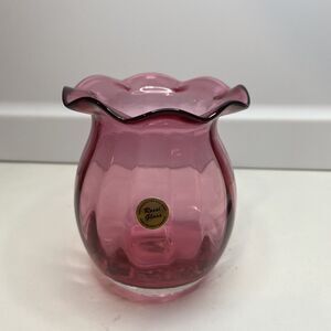 Rossi Art Glass, Canada Cranberry Collection Ribbed Vase Ruffle Top 3.5” Tall